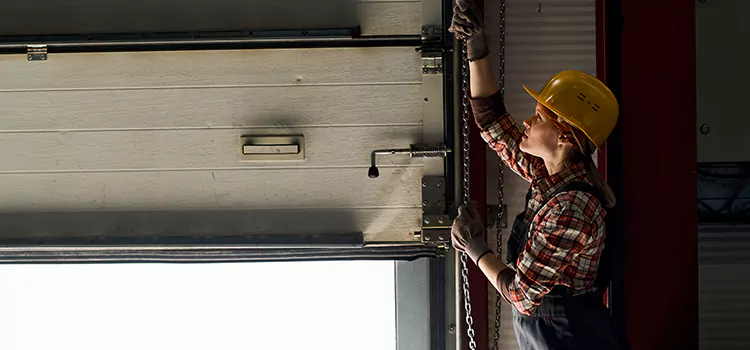 Addressing Common Garage Door Stoppage Issues in Greenfield, IN